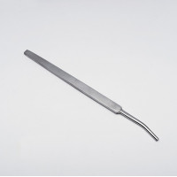 Histology needle with curved blunt tip